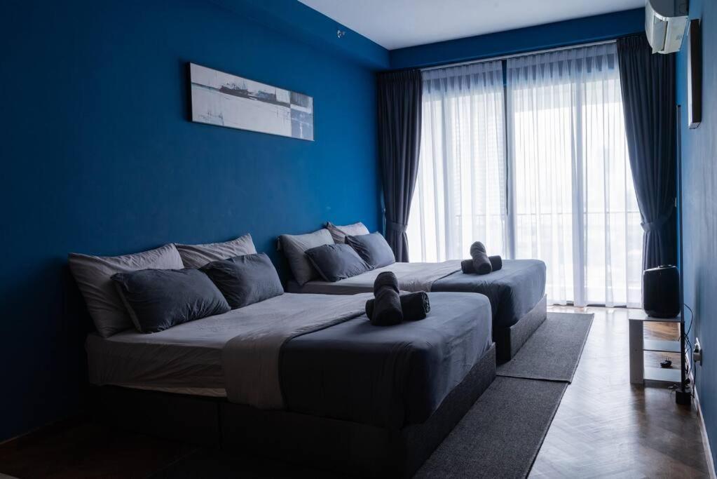 Deluxe Seaview Suite Twin Bed By The Only Bnb Tanjung Tokong Luaran gambar